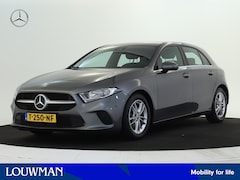 Mercedes-Benz A-klasse - 180 Style Advantage | Trekhaak | Parkeerpakket met Camera | Navigatie | Cruise Controle |