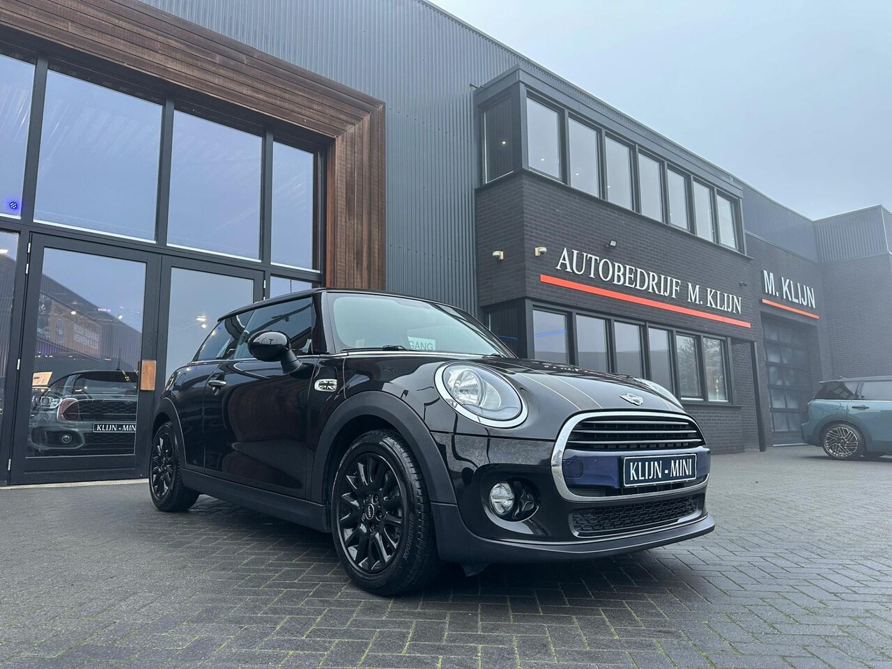 MINI Cooper - Mini 1.5 Business 136pk/Navi/Airco/Ned auto/Nap - AutoWereld.nl