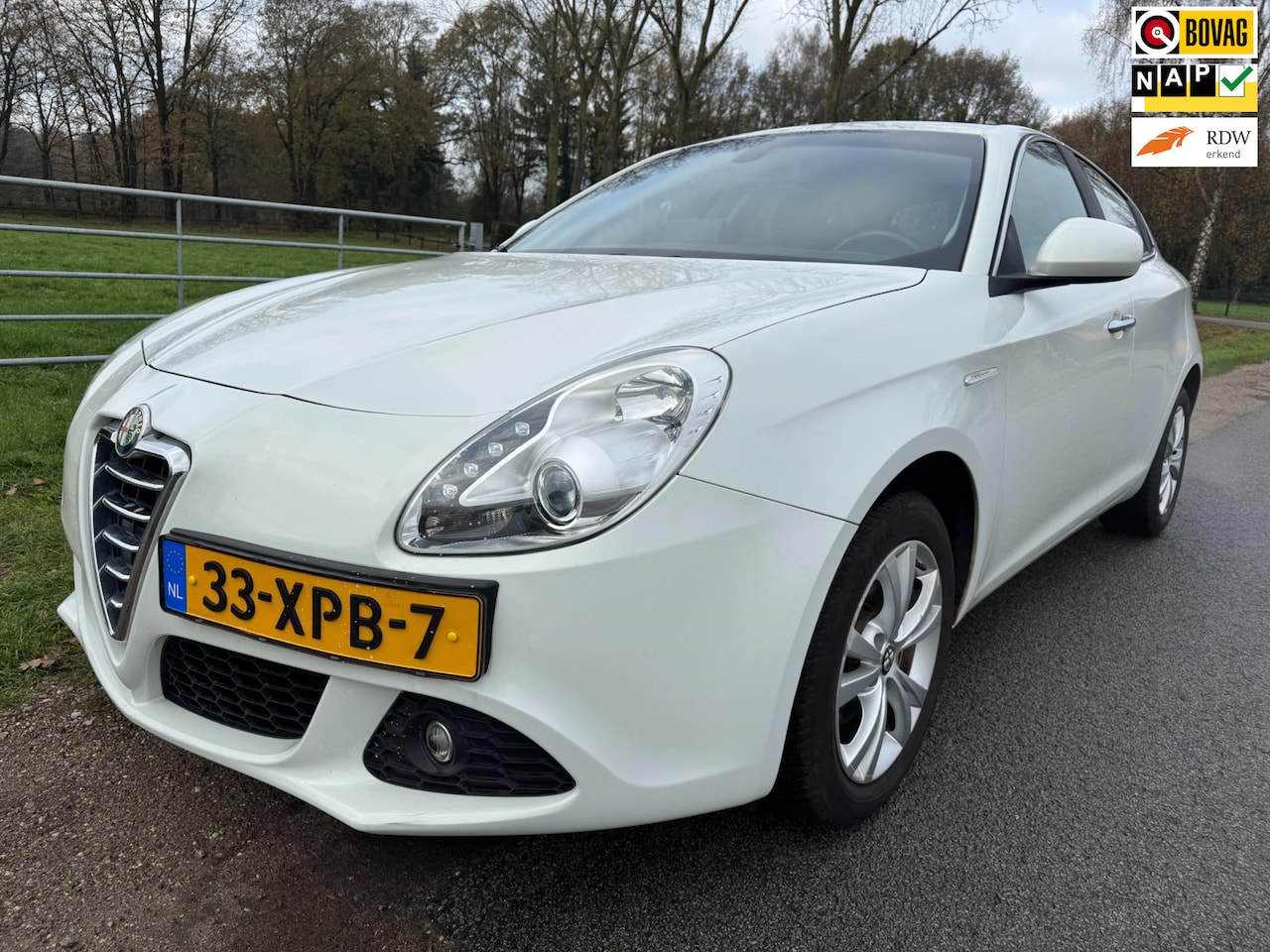 Alfa Romeo Giulietta - 1.4 T Distinctive top onderhouden - AutoWereld.nl