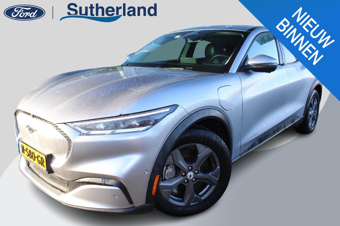 Ford Mustang Mach-E - RWD 75 kWh | Trekhaak | Lederen bekleding | Voorruitverwarming | Stoelverwarming | Adaptie - AutoWereld.nl