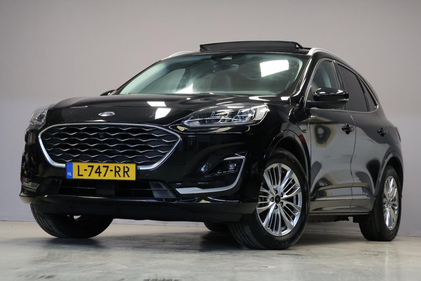 Ford Kuga - 2.5 PHEV Vignale |Panorama|Leer|Adaptive| - AutoWereld.nl