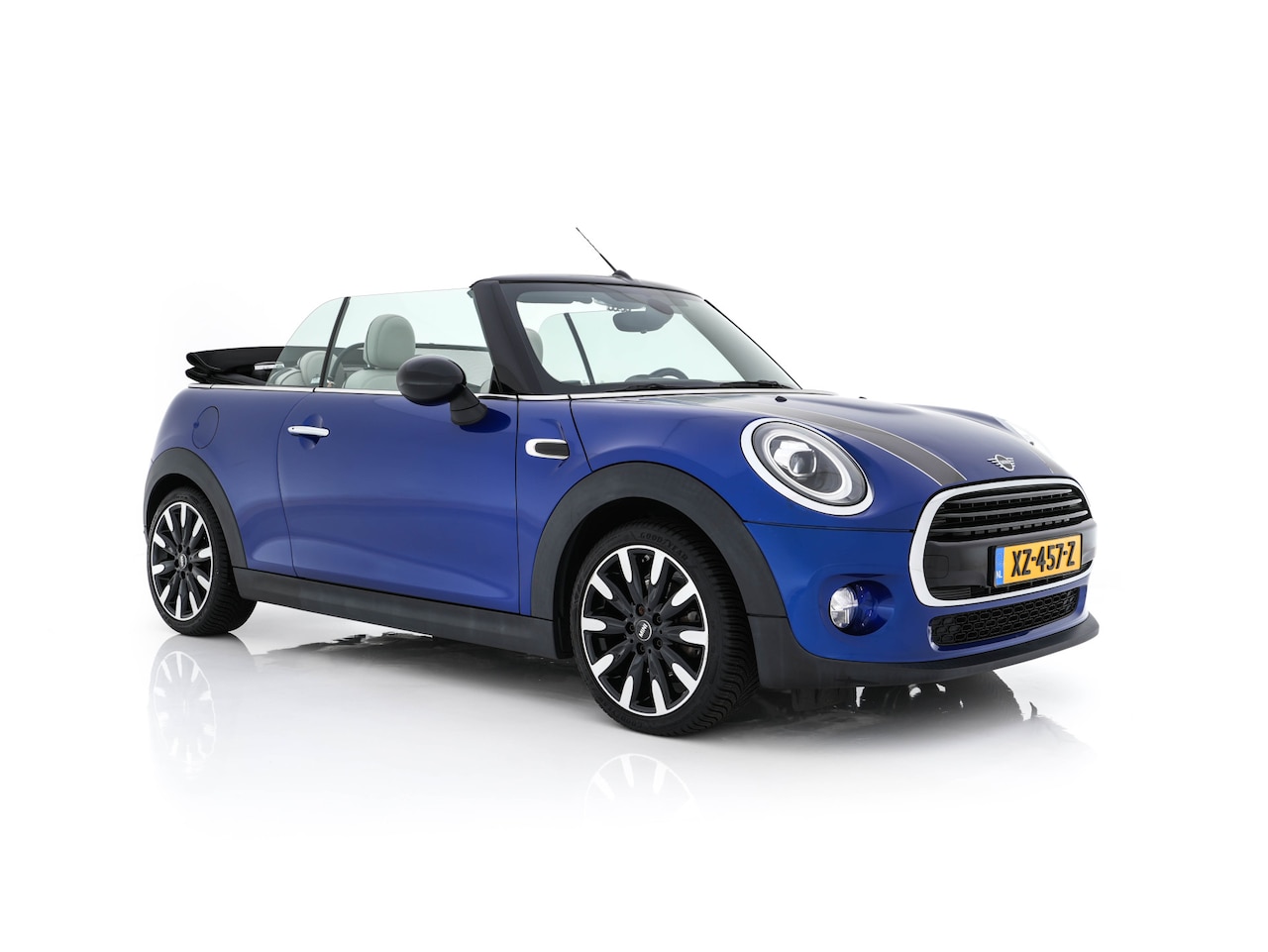 MINI Cabrio - Mini 1.5 Cooper Chili *LUXURY-LEATHER | FULL-LED | HEATED-SPORTSEATS | KEYLESS | NAVI-FULL - AutoWereld.nl