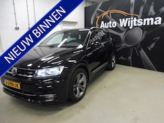 Volkswagen Tiguan - 1.5 TSI ACT Highline Business R Digidash | Pano | LED | LMV 19"| NL auto | 1e eig