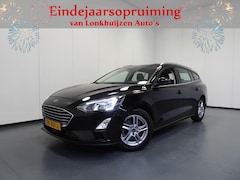Ford Focus Wagon - 1.0 EcoBoost Trend Business NAVI/AIRCO/TREKHAAK/16"LMV