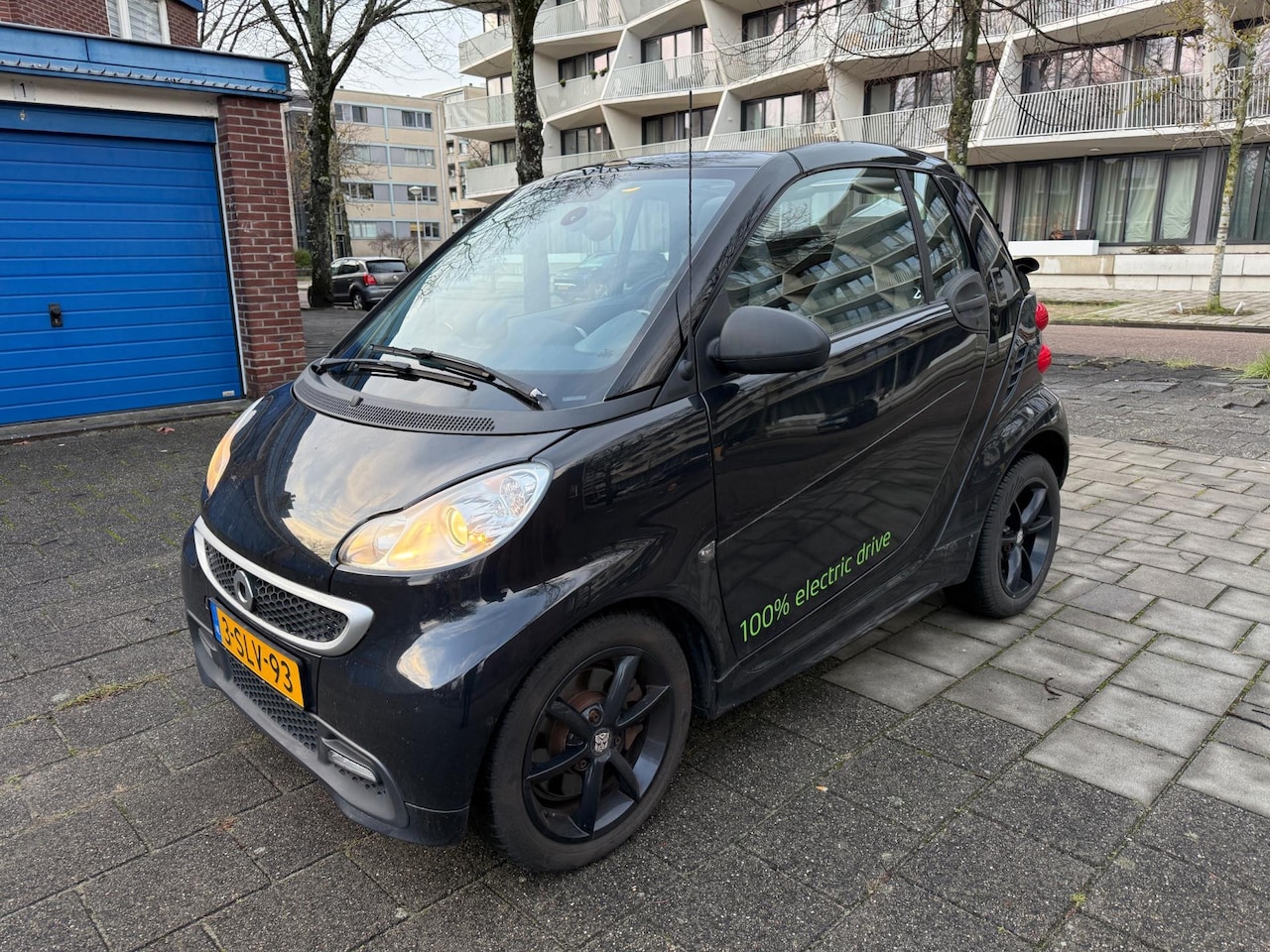 Smart Fortwo cabrio - Electric drive BRABUS 18 kWh Black Edition - AutoWereld.nl