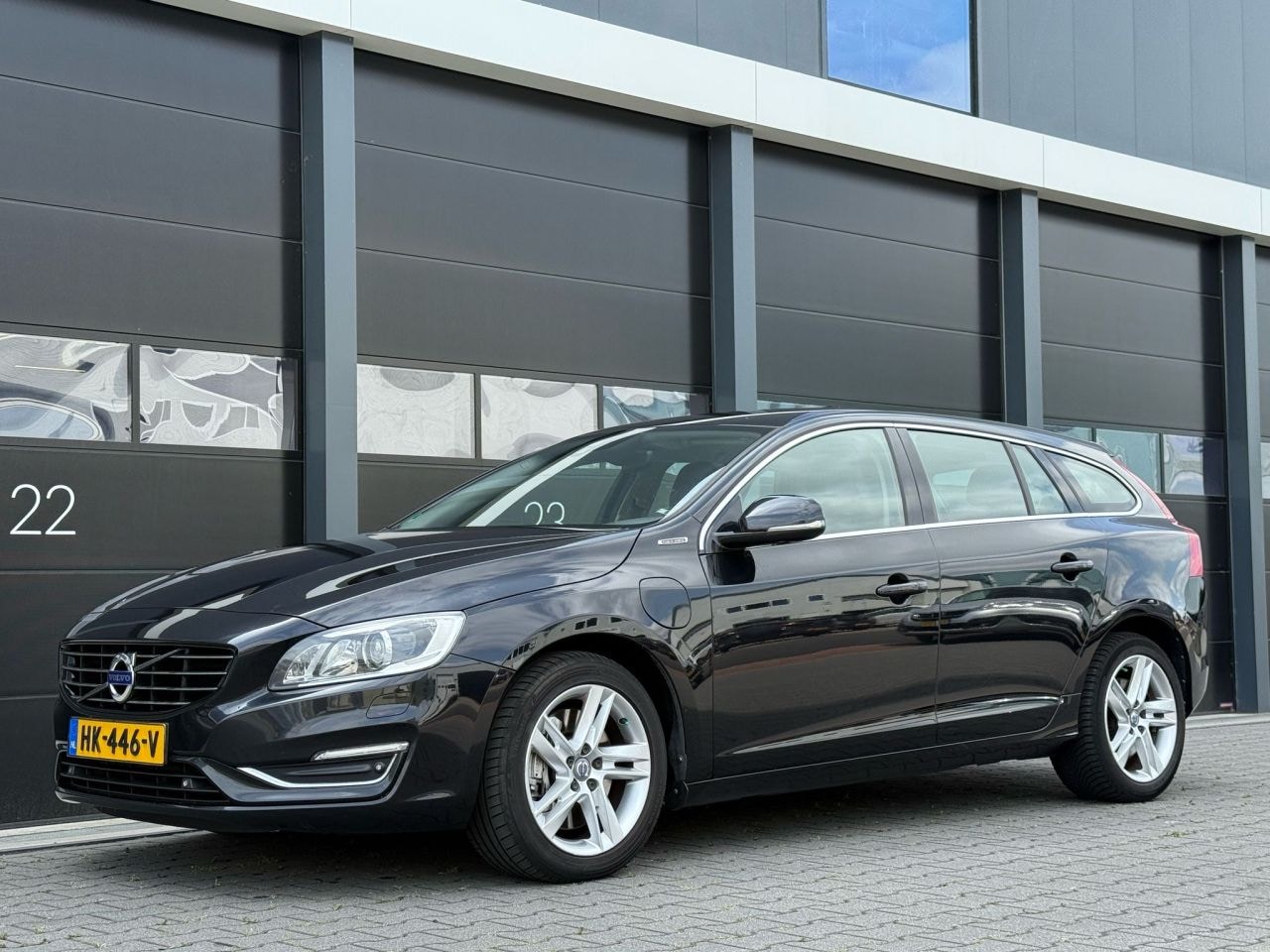 Volvo V60 - V-60 2.4 D6 AWD Plug-In Hybrid - AutoWereld.nl