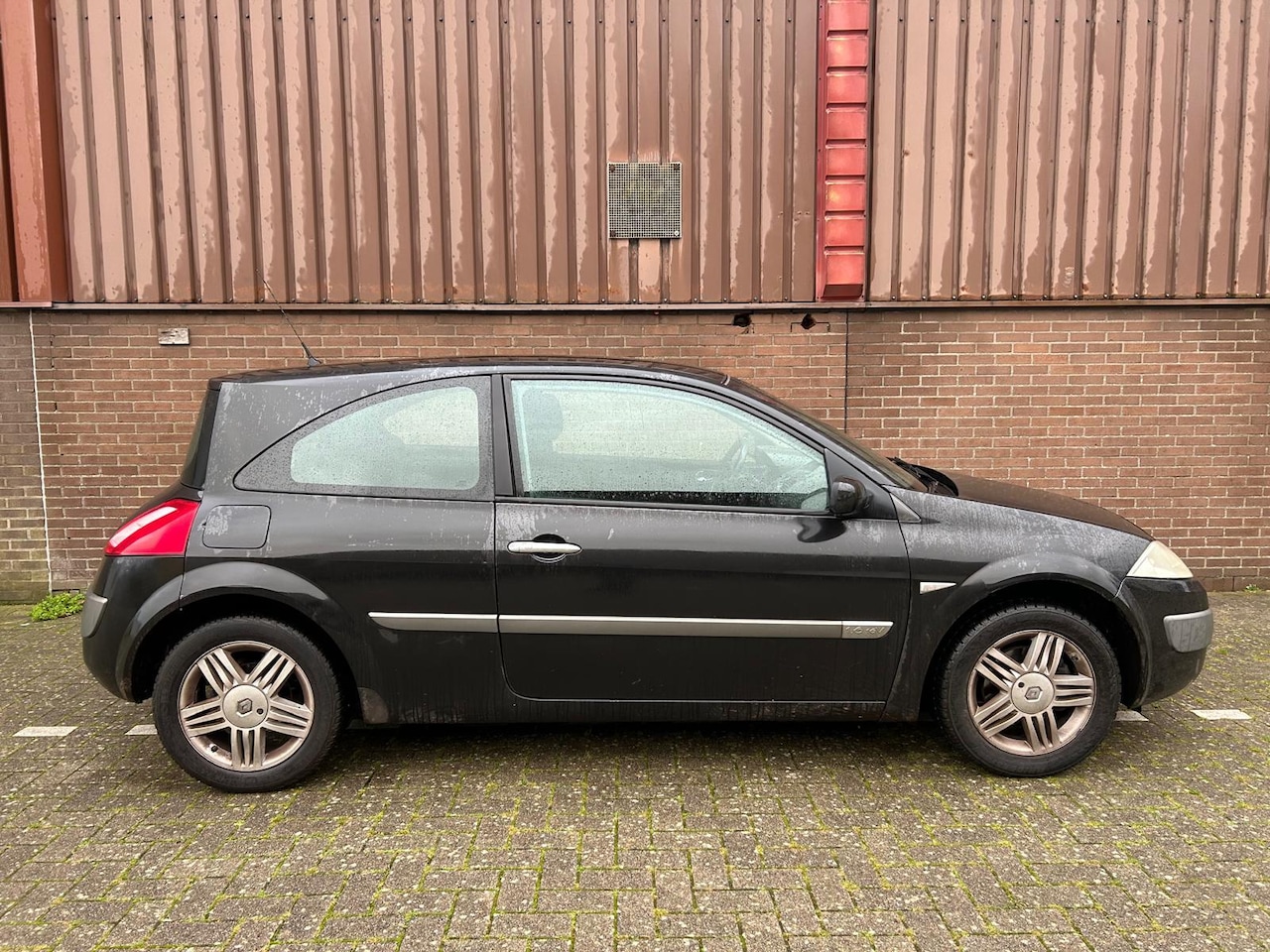 Renault Mégane - 1.6-16V Privilège Luxe 3drs. Clima Cruise Trekhaak - AutoWereld.nl