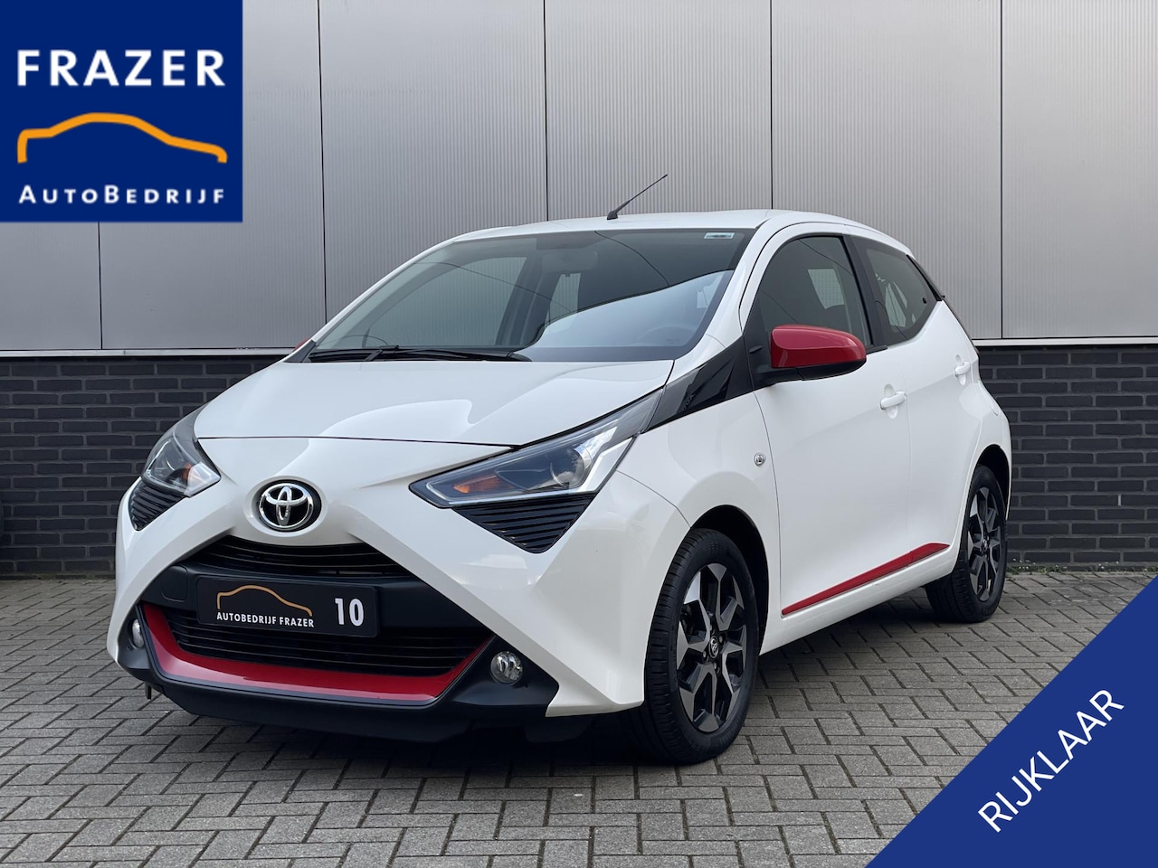 Toyota Aygo - 1.0 VVT-i x-play AUTOMAAT RIJKLAAR - AutoWereld.nl
