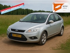 Ford Focus - 1.6 Ghia 2e eigenaar, distributie vervangen
