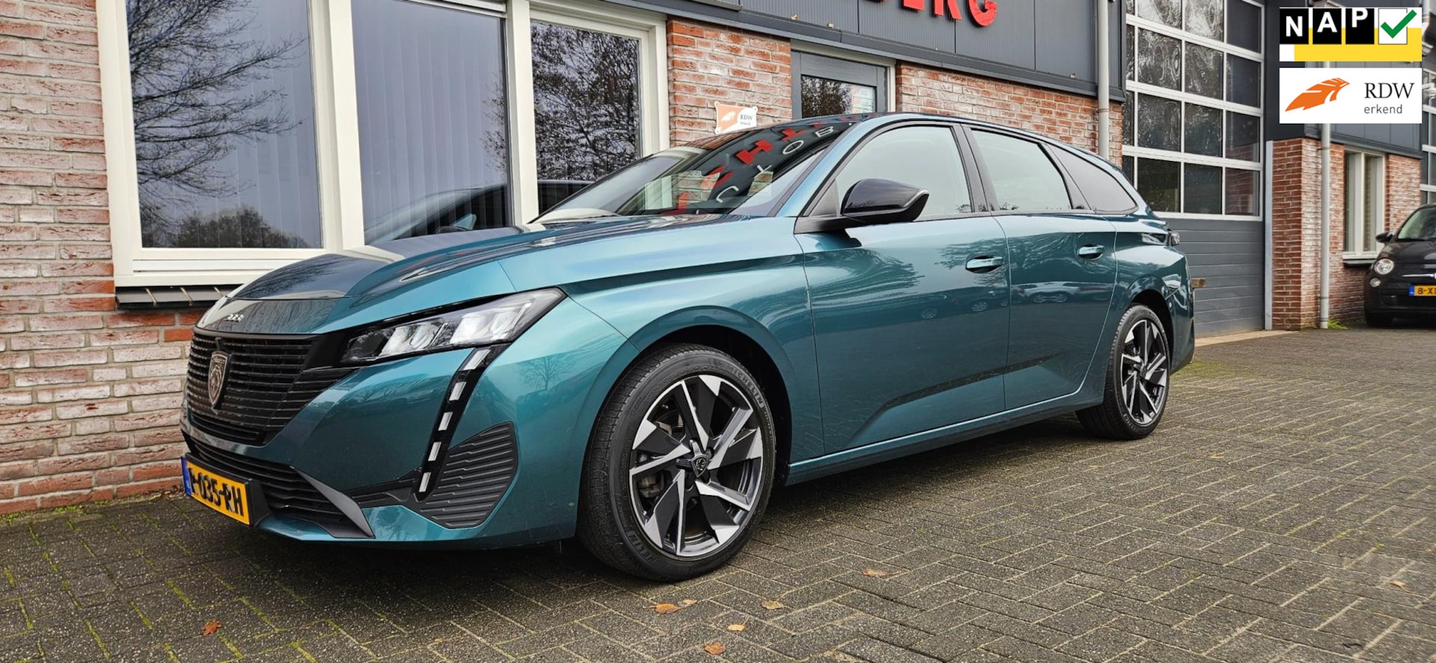 Peugeot 308 SW - 1.2 PureTech Active Pack Business Navigatie! NAP! Mooie/Nette Auto! Airco/Clima! Cruise Co - AutoWereld.nl