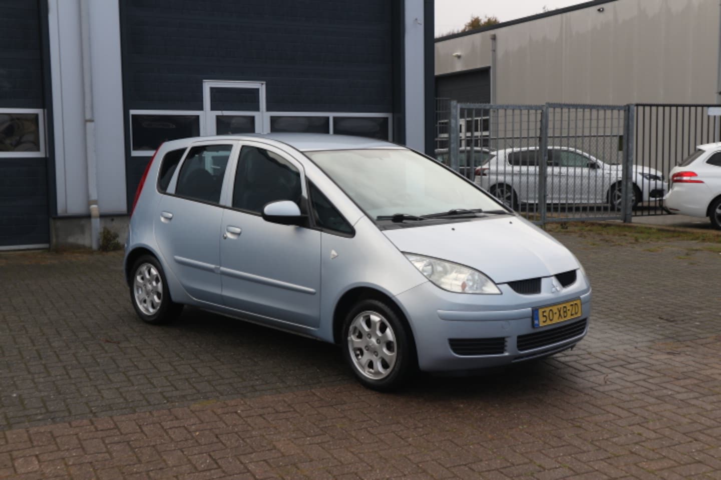 Mitsubishi Colt - 1.3 Invite - AutoWereld.nl