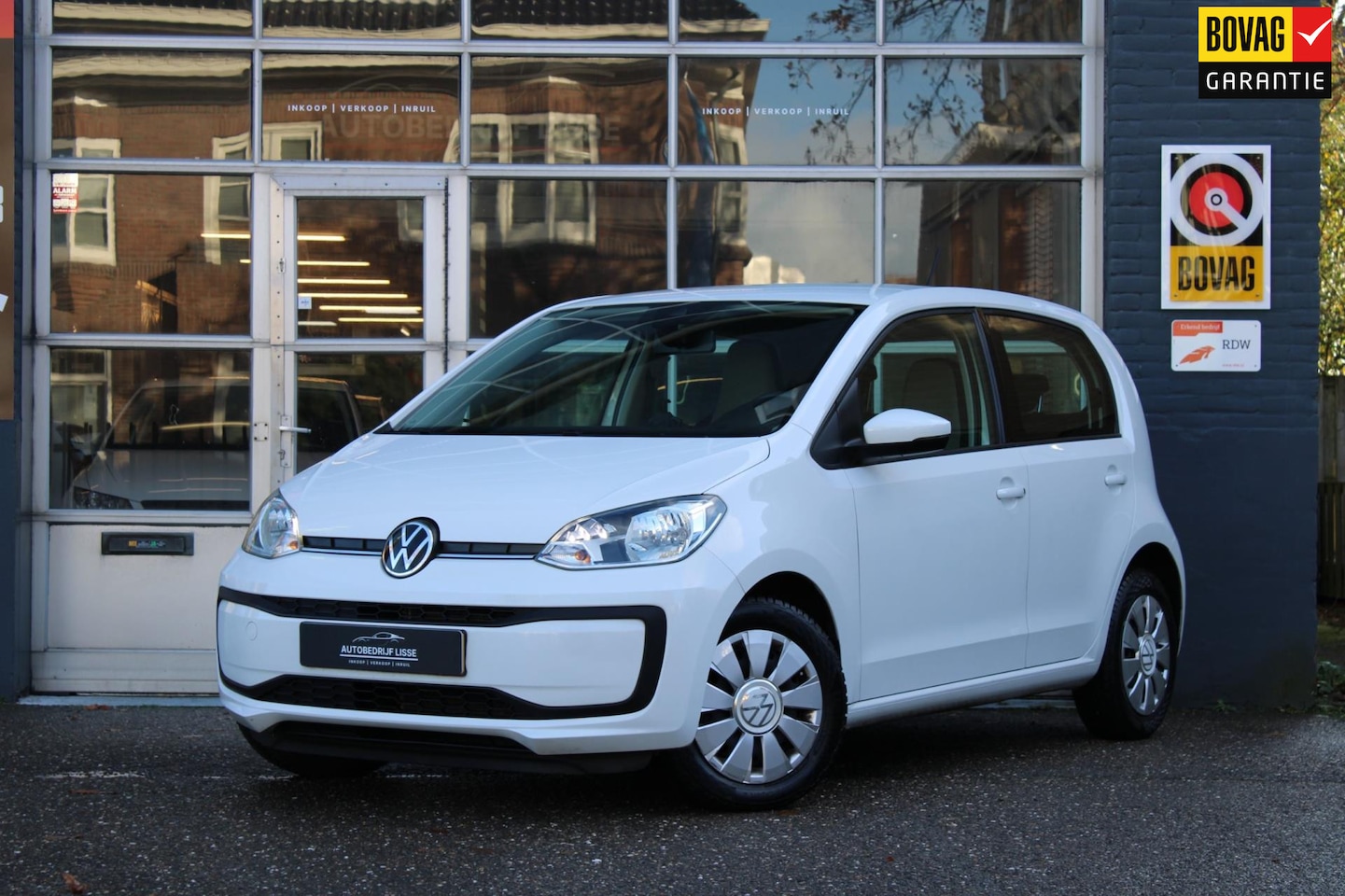 Volkswagen Up! - 1.0 BMT move up! Airco Bluetooth DealerOH Nap - AutoWereld.nl