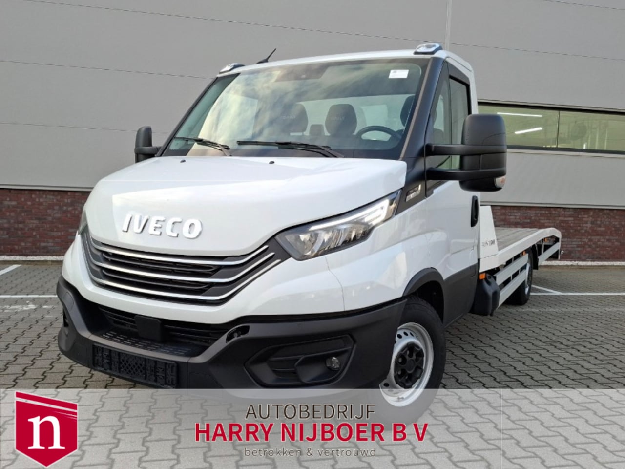Iveco Daily - 3.0 180PK Automaat | Oprijwagen Faustmann - AutoWereld.nl