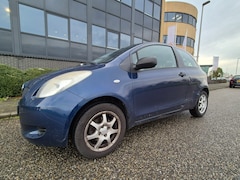 Toyota Yaris - 1.3 VVTi Terra 04/2008-186Km  Benzine Apk.18-06-26