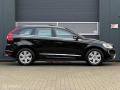Volvo XC60 - 2.4 D5 215pk Summum -Trekhaak-Panoramadak-Camera-Blis