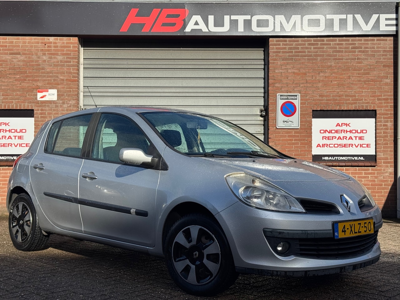 Renault Clio - 1.2 TCE Business Line Nieuw APK/EL Ramen/AIRCO. - AutoWereld.nl