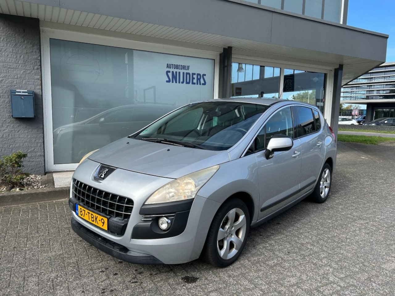 Peugeot 3008 - 1.6 VTi Style 1.6 VTI STYLE - AutoWereld.nl