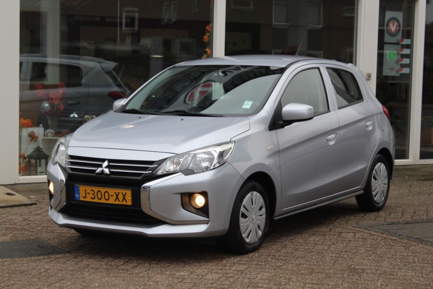 Mitsubishi Space Star - 1.0 Cool+ 1.0 COOL+ - AutoWereld.nl
