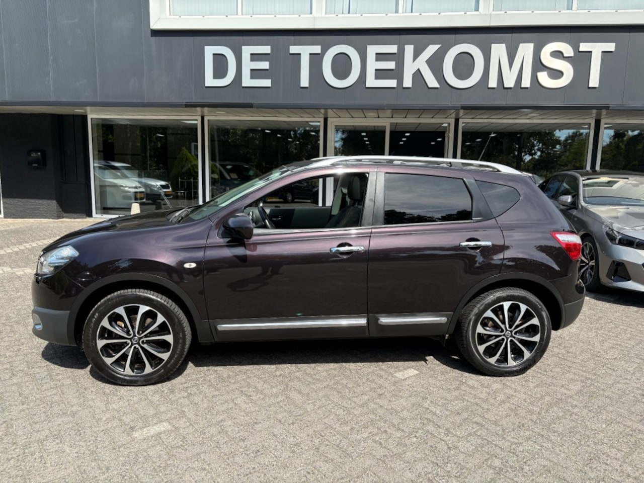 Nissan Qashqai - 1.6 Panorama Dak Trekh AFN. / CLIMAT / CRUISE / CAMERA - AutoWereld.nl