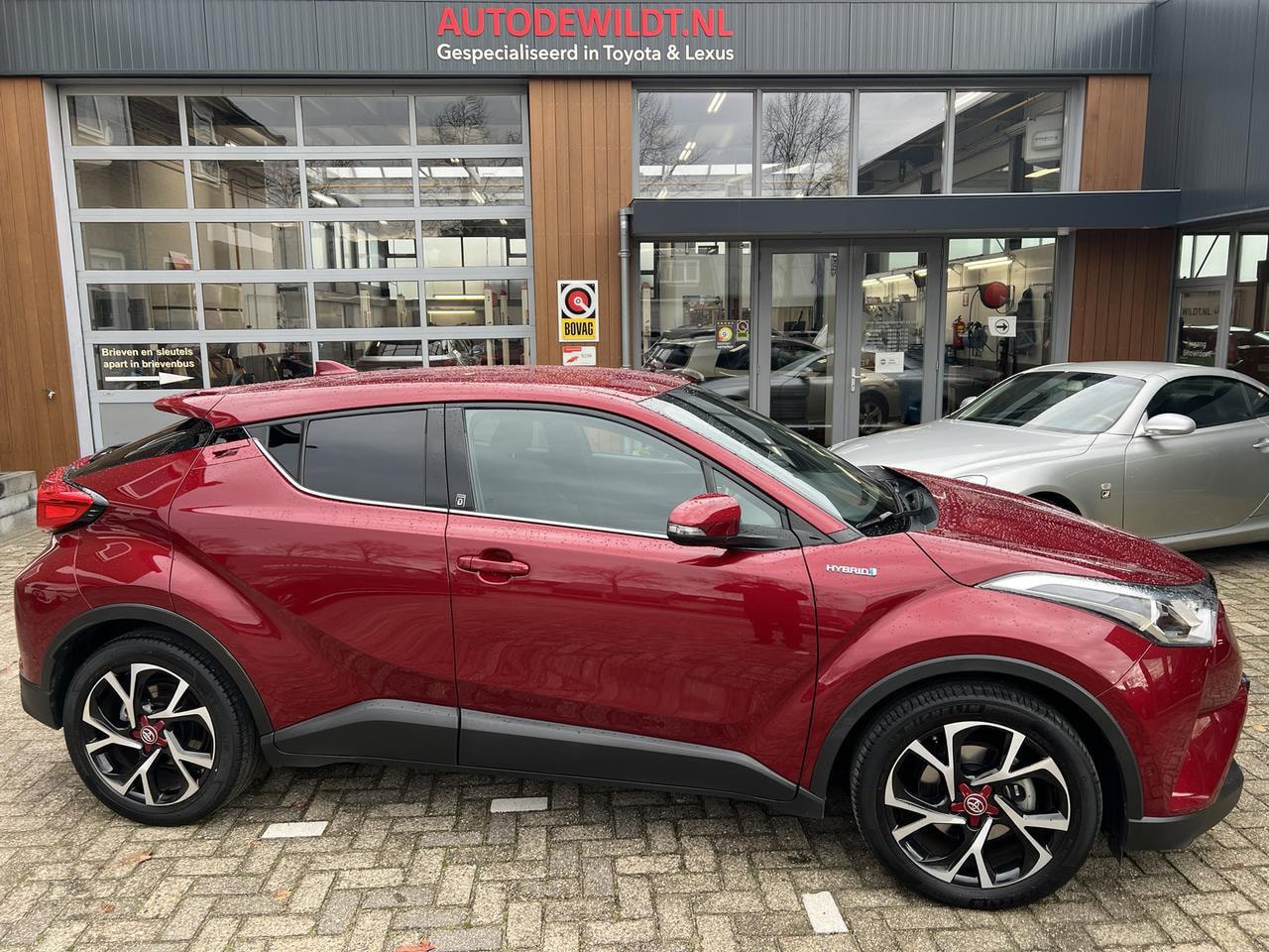 Toyota C-HR - 1.8 Hybrid Style A/T + 12 MND BOVAG - AutoWereld.nl