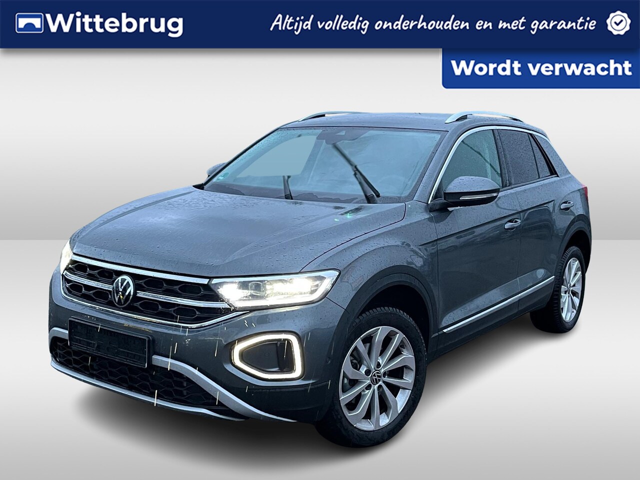 Volkswagen T-Roc - 1.5 TSI 150pk DSG Style / Digitale Cockpit Pro / Elek Achterklep Met Virtual Pedal / Ergoa - AutoWereld.nl