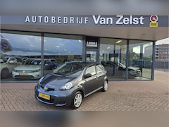 Toyota Aygo - 1.0-12V Comfort * 5 Drs * 5 Bak * AIRCO * CD *Achterbank in delen neerklapbaar*Sport Velge
