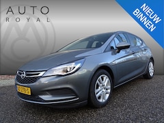Opel Astra - 1.0 Online Edition AUTOMAAT | DODEHOEK DETECTIE | NAVIGATIE | ACHTERUIT RIJ CAMREA | PARKE
