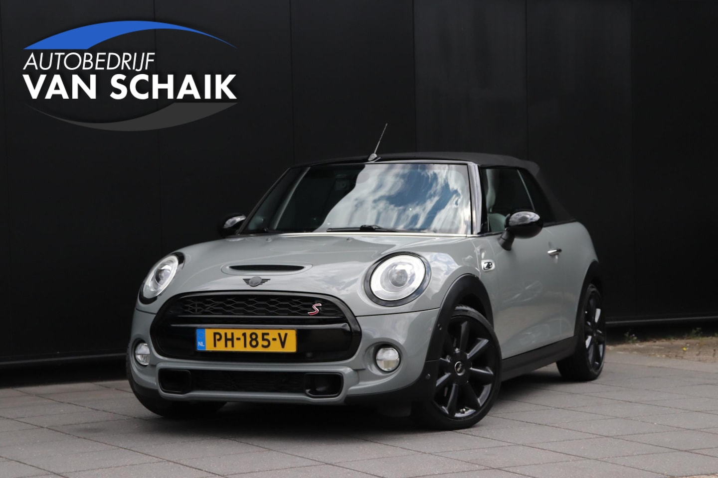 MINI Cabrio - Cooper S Mini 2.0 Chili Serious Business 192 PK | LEDER | STOELVERW. | H&K | HEAD-UP | PDC - AutoWereld.nl