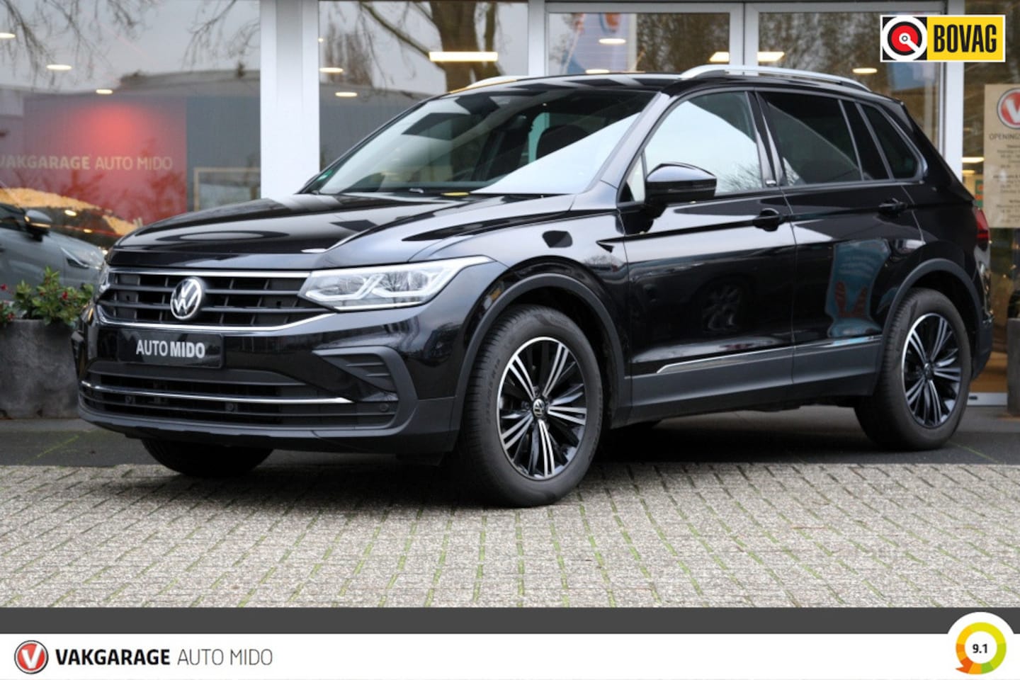 Volkswagen Tiguan - 1.5 TSI DSG Automaat United | Elektrische trekhaak wegklapbaar - AutoWereld.nl