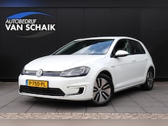 Volkswagen e-Golf - 116 PK | SOH 83, 6% | NAVI | STOELVERWARMING | PARK PILOT