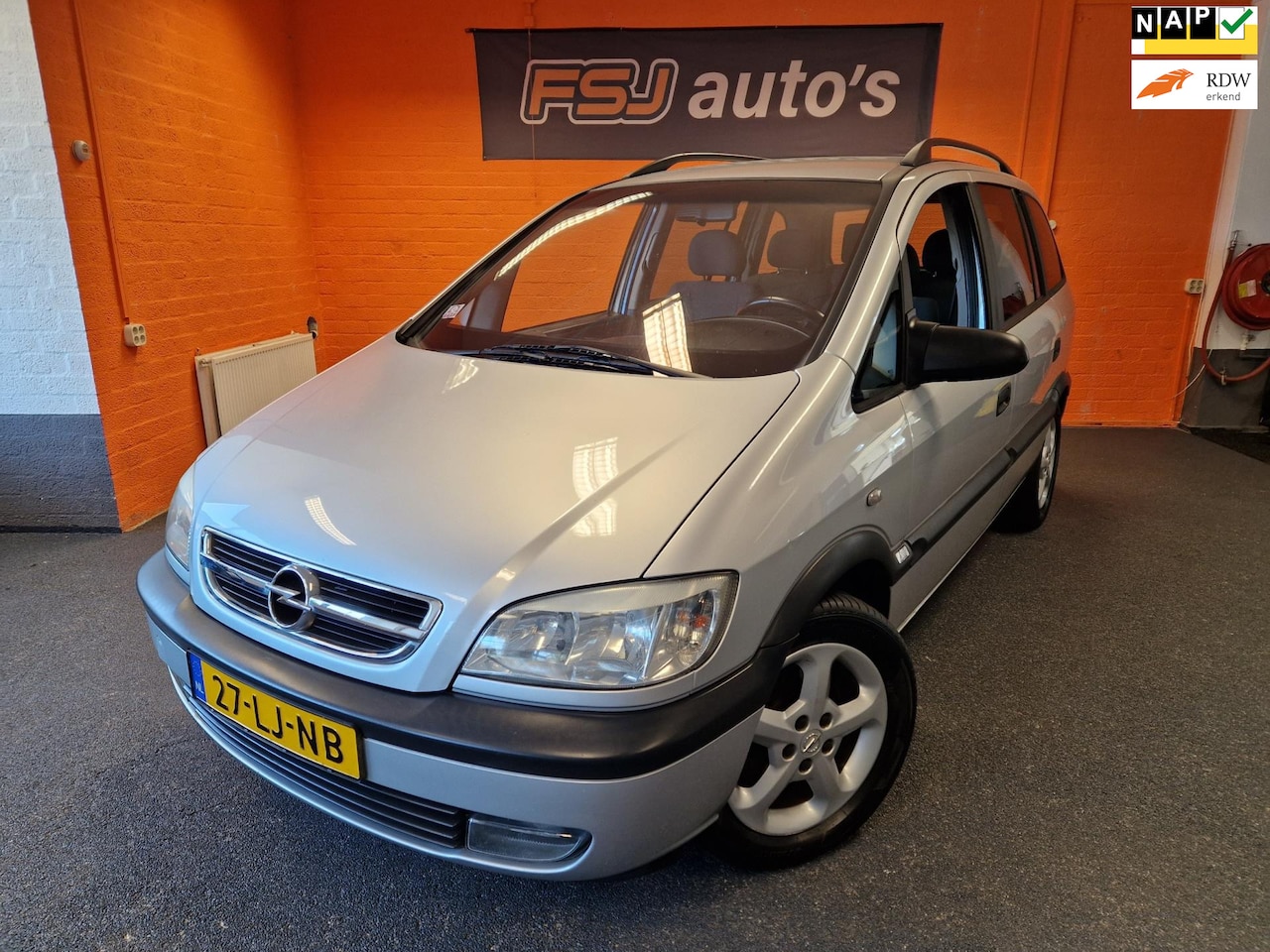 Opel Zafira - 2.2-16V SPORT / 7 PERS. / AIRCO / APK 12-11-2026!! - AutoWereld.nl