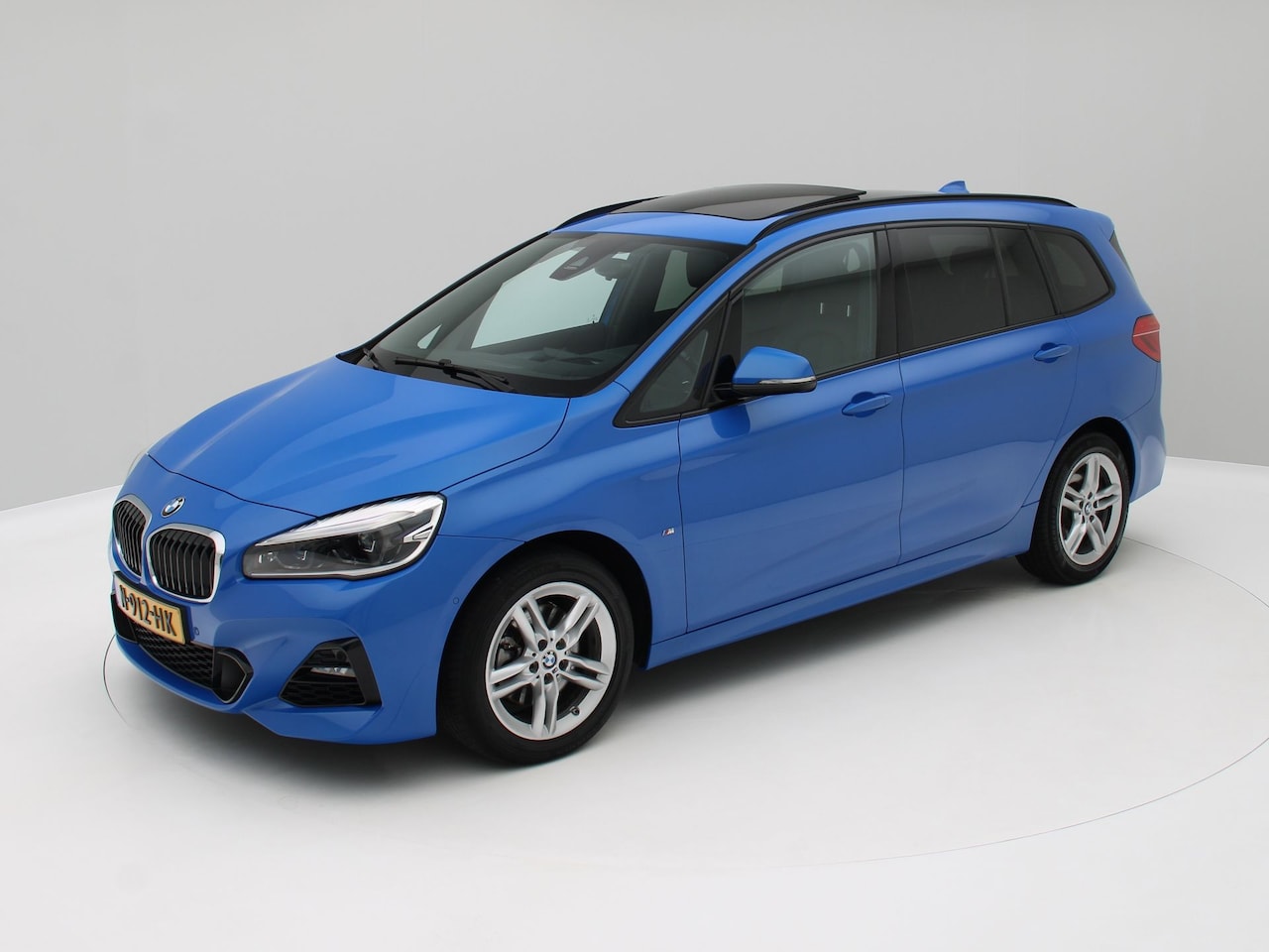 BMW 2-serie Gran Tourer - 218i 7p. High Executive M-Sport Aut. Panorama /Leder - AutoWereld.nl
