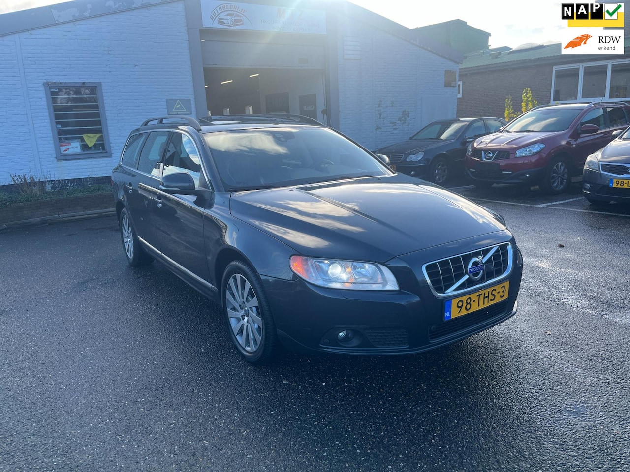 Volvo V70 - 1.6 T4 Limited Edition BOM VOLL / Cam. V+A / DAKJE/ AUT. - AutoWereld.nl
