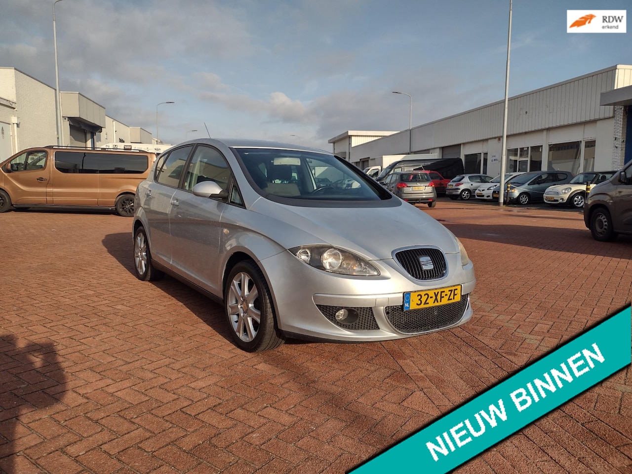 SEAT Toledo - 1.6 Businessline SEAT T0LEDO MOOIE AUTO BEL 0619590613 AIRCO 5 DRS - AutoWereld.nl