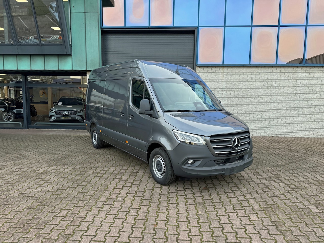 Mercedes-Benz Sprinter - 317 L2H2 2x Schuifdeur Alarm kl3 Adaptieve cruise Digitale binnenspiegel Pro Trekhaak 3.5T - AutoWereld.nl