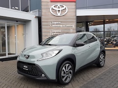 Toyota Aygo X - PULSE AUTOMAAT PARK-SENSOREN APPLE/ADNROID AD-CRUISE CAMERA BLUETOOTH LM-VELGEN KEYLESS BI