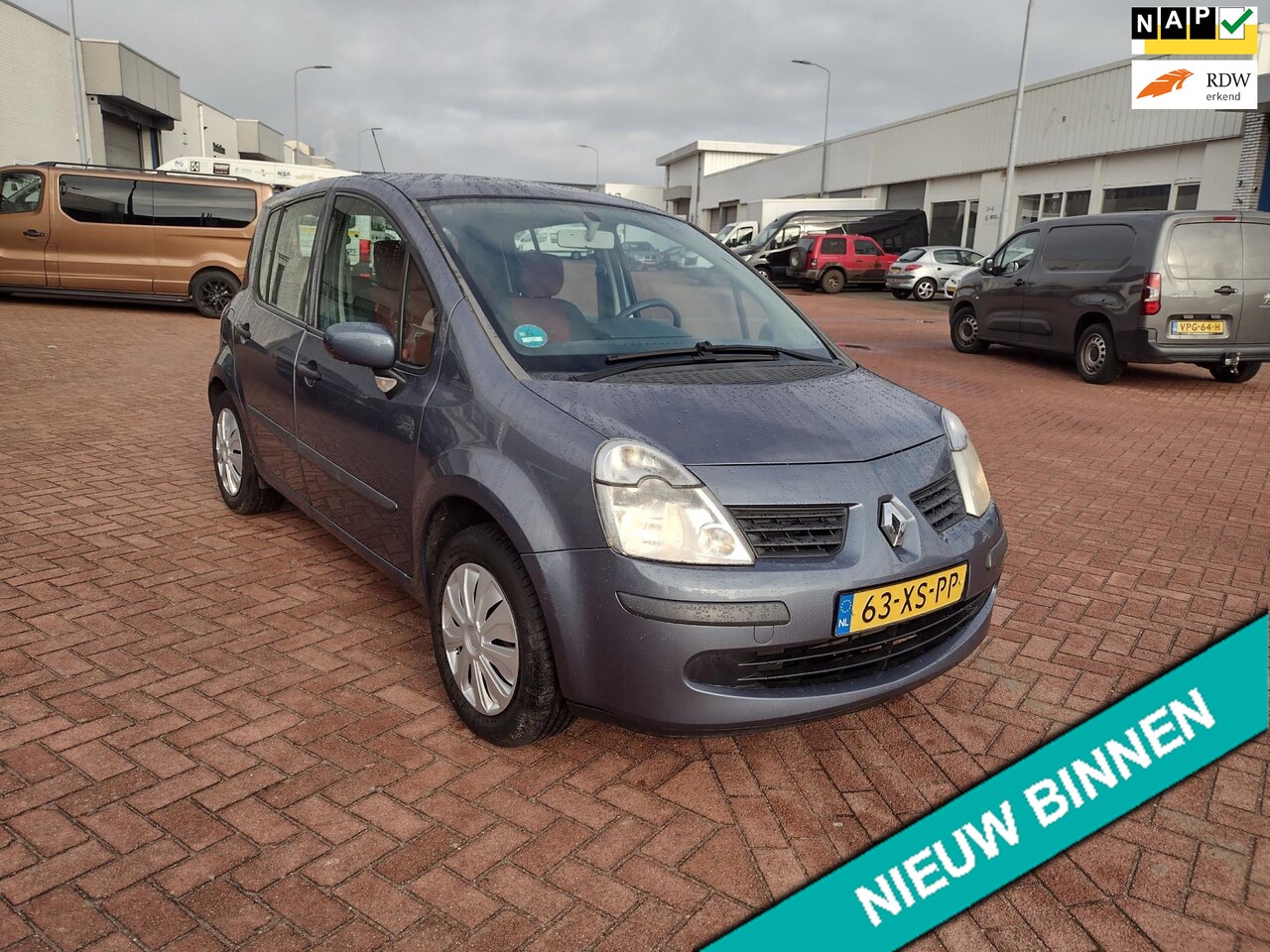 Renault Modus - 1.4-16V Air MOOIE AUTO BEL 0619590613 HOGEN IN STAP AIRCO 5 DRS - AutoWereld.nl
