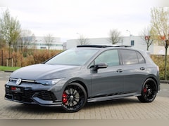 Volkswagen Golf - 2.0 TSI GTI Clubsport Pano HK DSG LED Akra
