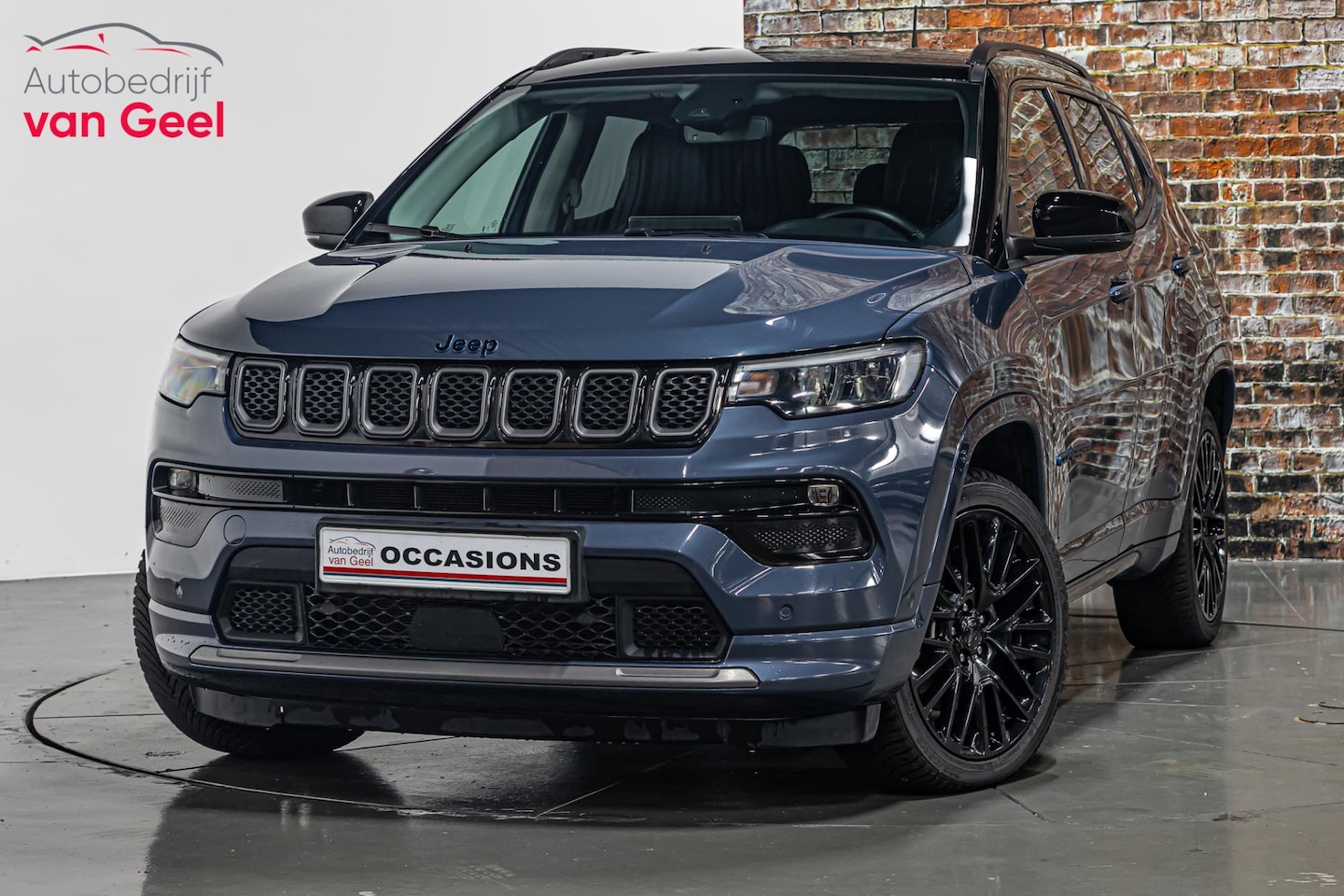 Jeep Compass - 4xe 240 Plug-in Hybrid Electric S I Stuur & stoel verwarming - AutoWereld.nl