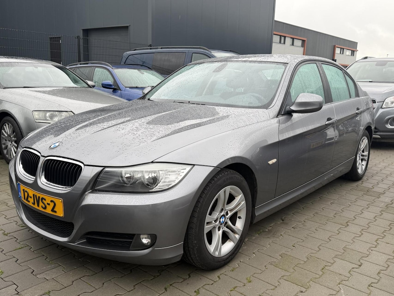 BMW 3-serie - 318i Executive Facelift | KETTING MOET VERVANGEN WORDEN ! - AutoWereld.nl