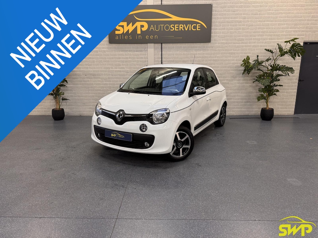 Renault Twingo - 0.9 TCe Intens | Navi | Camera | Automaat - AutoWereld.nl