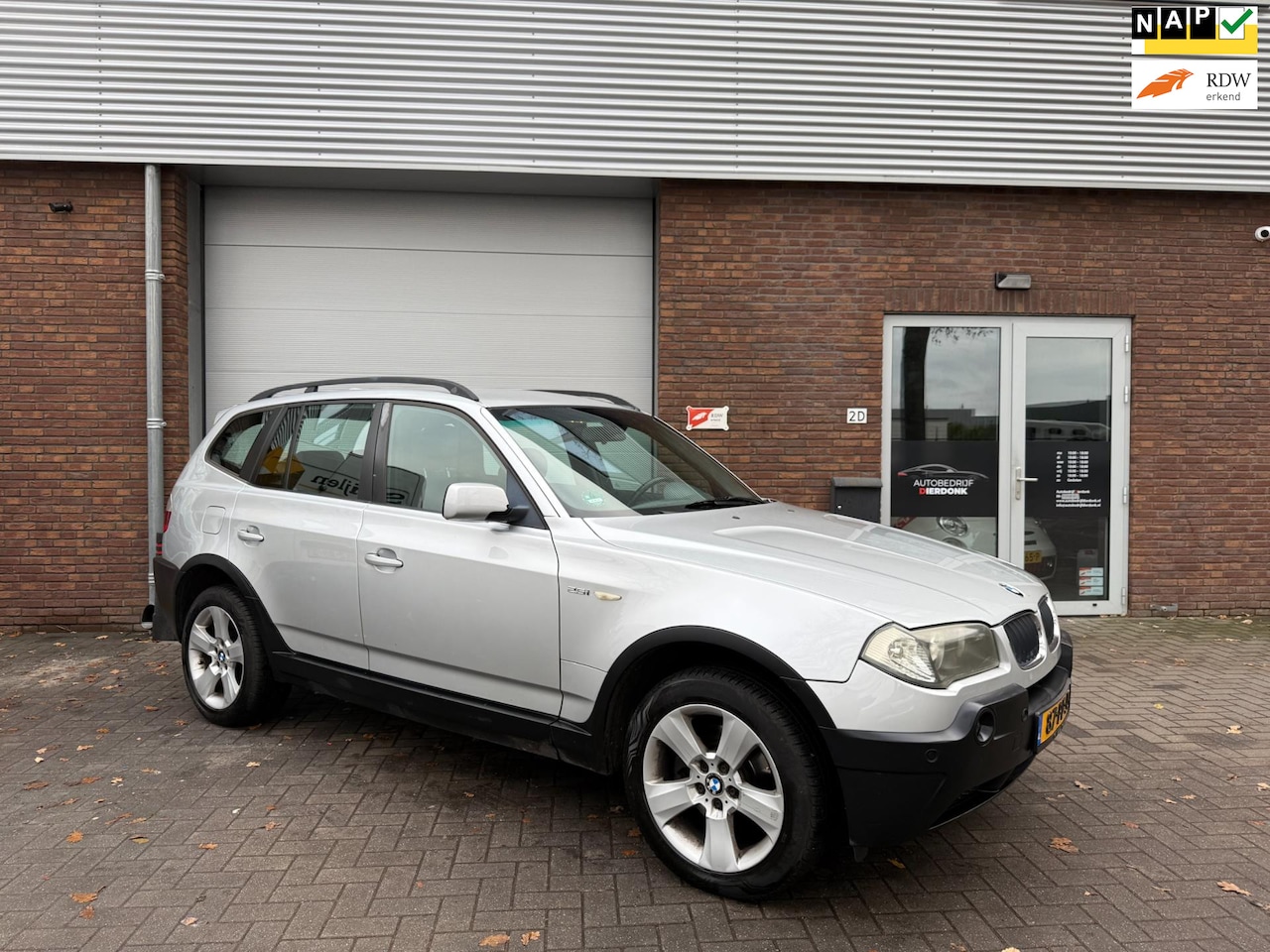 BMW X3 - 2.5i Executive|AUTOMAAT|AIRCO|NIEUWE APK - AutoWereld.nl