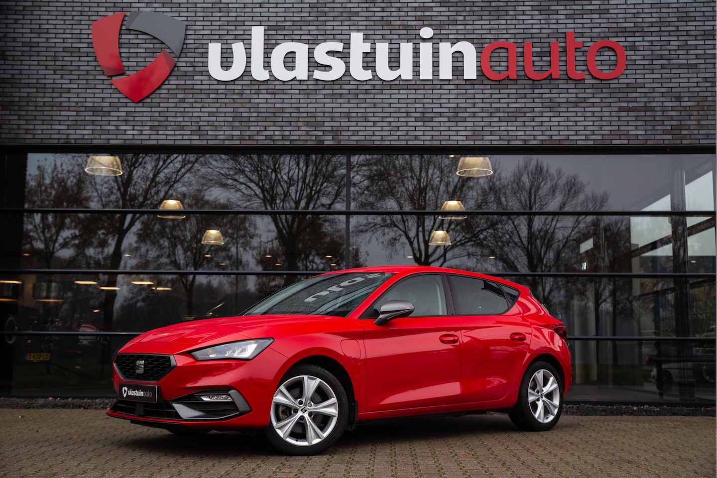 SEAT Leon - 1.4 TSI eHybrid PHEV FR , Stoel/stuurverwarming, - AutoWereld.nl