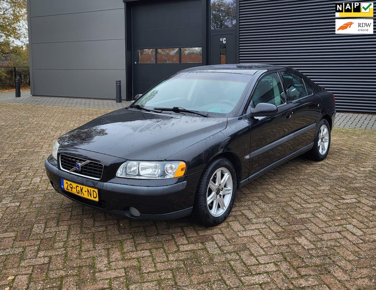 Volvo S60 - 2.4 2.4, Clima, CruisC, 192 NAP, Media! - AutoWereld.nl