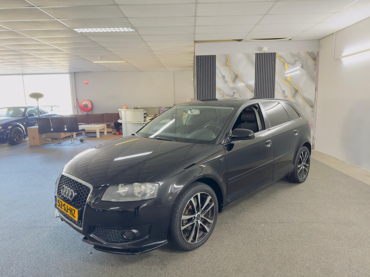 Audi A3 Sportback - 1.6 FSI Attraction Apk Nieuw,Clima,E-Ramen,Lm velgen,N.A.P,5Deurs,2 sleutels + boekjes!! - AutoWereld.nl