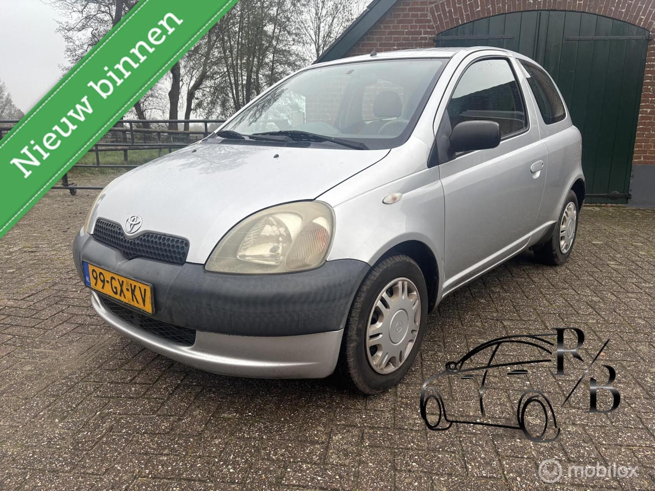 Toyota Yaris - 1.0-16V VVT-i Terra INRUILKOOPJE APK - AutoWereld.nl