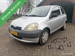 Toyota Yaris - 1.0-16V VVT-i Terra INRUILKOOPJE APK