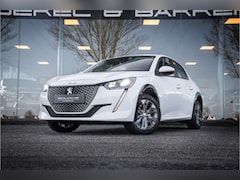 Peugeot e-208 - EV Allure 50 kWh * Camera * Stoelverwarming * Rijbereik tot 340km (WLTP)
