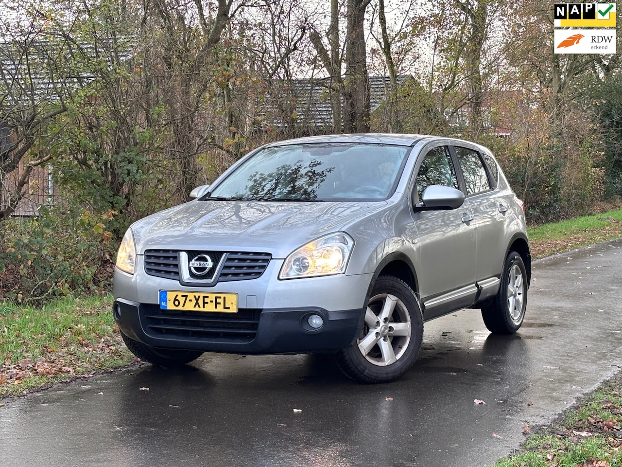 Nissan Qashqai - 1.6 Acenta | Airco + Cruise Nu € 3.500,-!!! - AutoWereld.nl