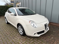 Alfa Romeo MiTo - 0.9 TwinAir Distinctive NAP//AIRCO//CRUISE//6BAK//PDC